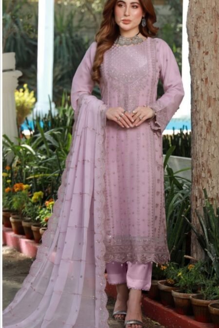 Light Purple Color Luxury Chiffon Pakistani Suits