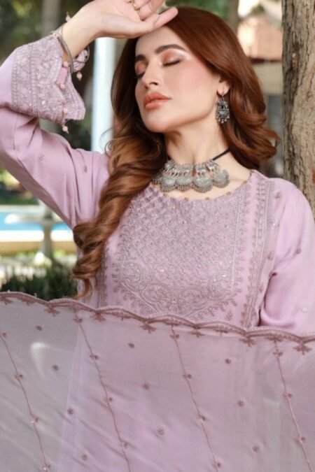 Wedding collection of Pakistani suits online