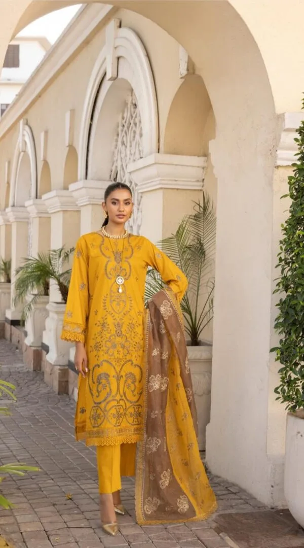 Embroidered Luxury Lawn Suits | D-05