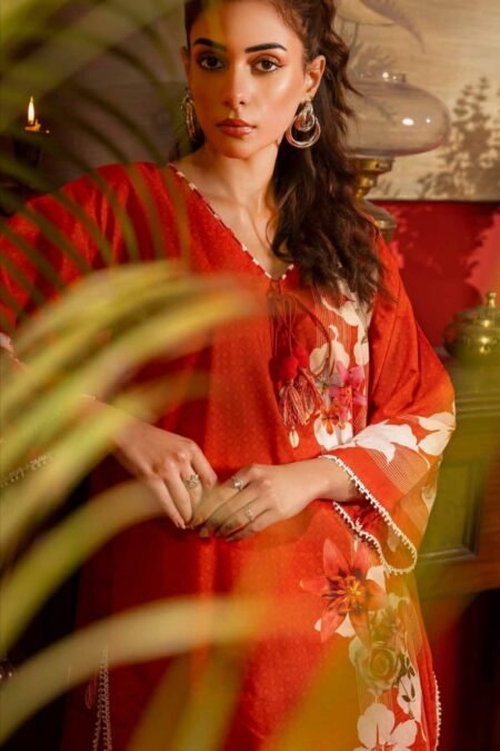 Red & Bolds Lawn Pakistani Suits By Gul Ahmed - D07