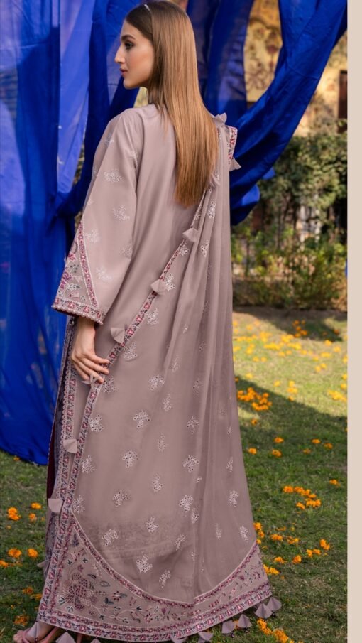 buy riwayat luxury lawn by alizeh d03 02 online in india