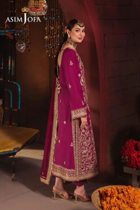 Light Purple Color Embroidered Twisted Silk Pakistani Party Suits