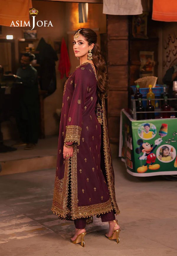 Purple Color Embroidered Twisted Silk Pakistani Salwar Suits