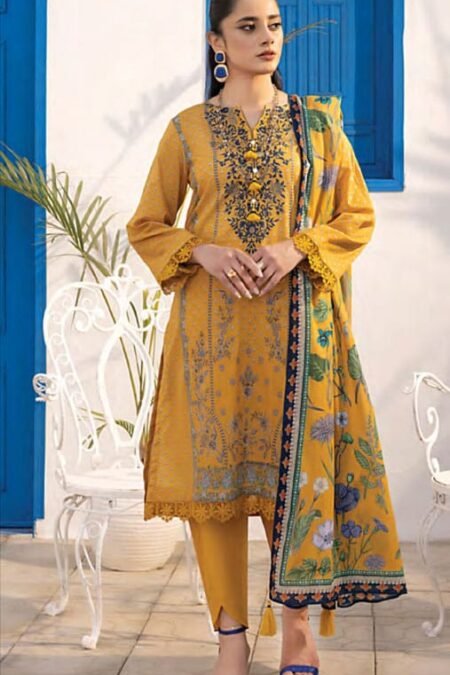 Lakhany Printed Lawn Suits - D06