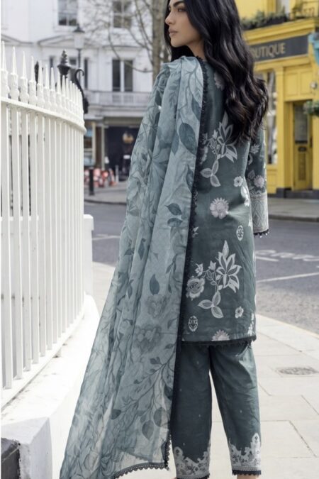 Dark Green Color Pakistani Suits - 10