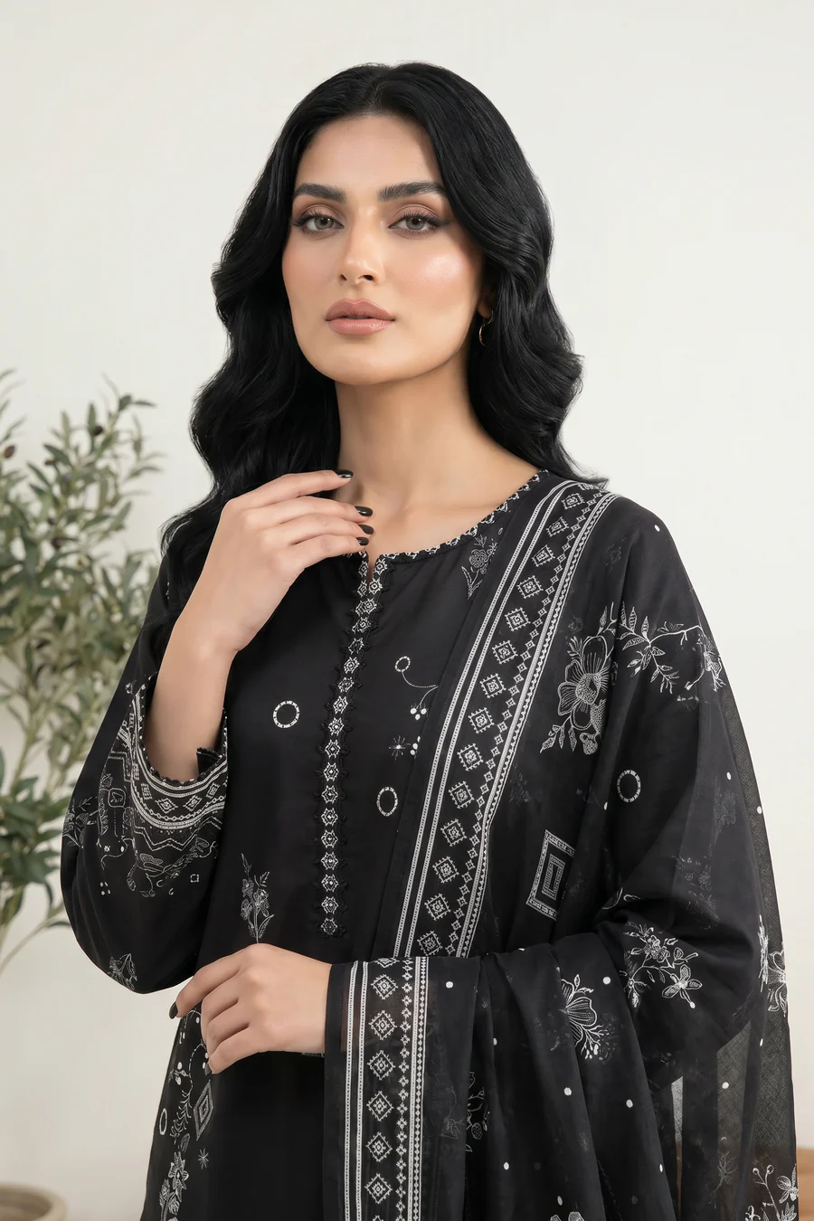 3-Pieces Unstitched Black and White Lawn Salwar Suit with Dupatta - LK002 - Image 3